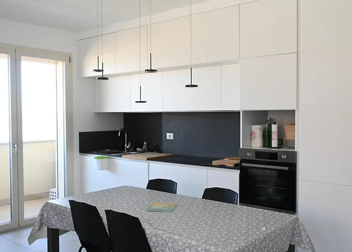 Se171 - Senigallia, Nuovo Trilocale Fronte Mare *